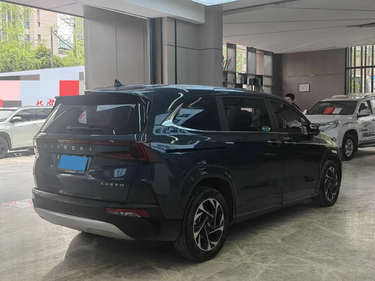 2021 Hyundai Custo 2.0T 236HP L4 8AT,autocango,china used car exporter,china ev exporter,chinese used car exporter,chinese used ev exporter