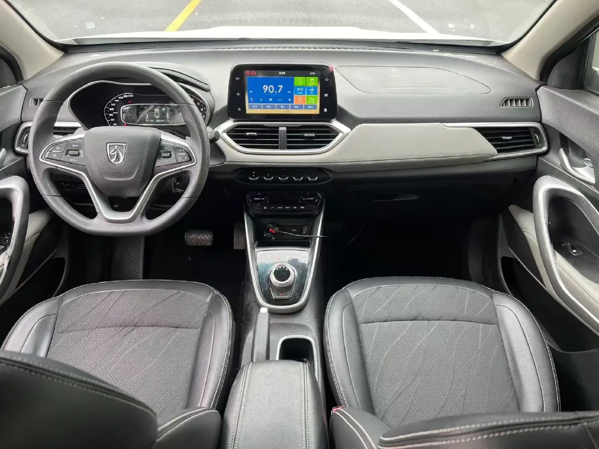 2017 BaoJun 510 1.5L 112HP L4 6MT,autocango,china used car exporter,china ev exporter,chinese used car exporter,chinese used ev exporter