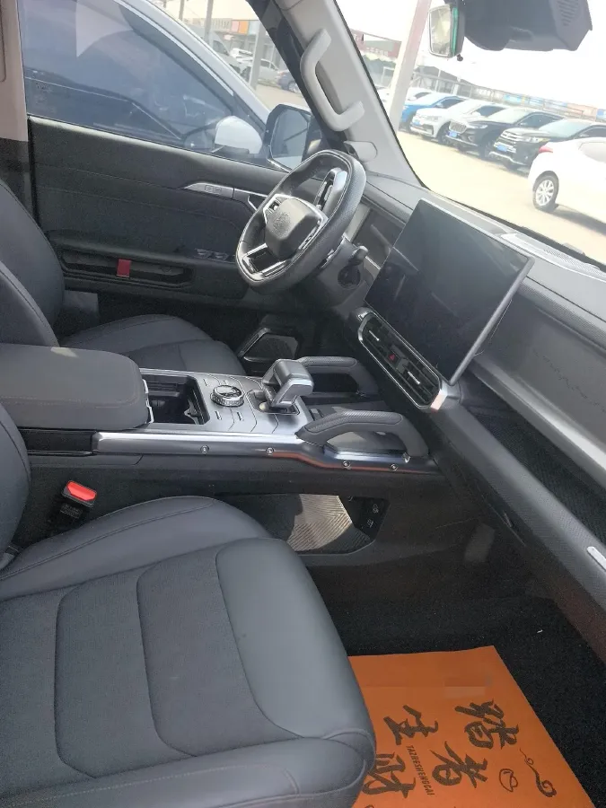 2023 Jetour Traveller 2.0T 254HP L4 7DCT,autocango,china used car exporter,china ev exporter,chinese used car exporter,chinese used ev exporter