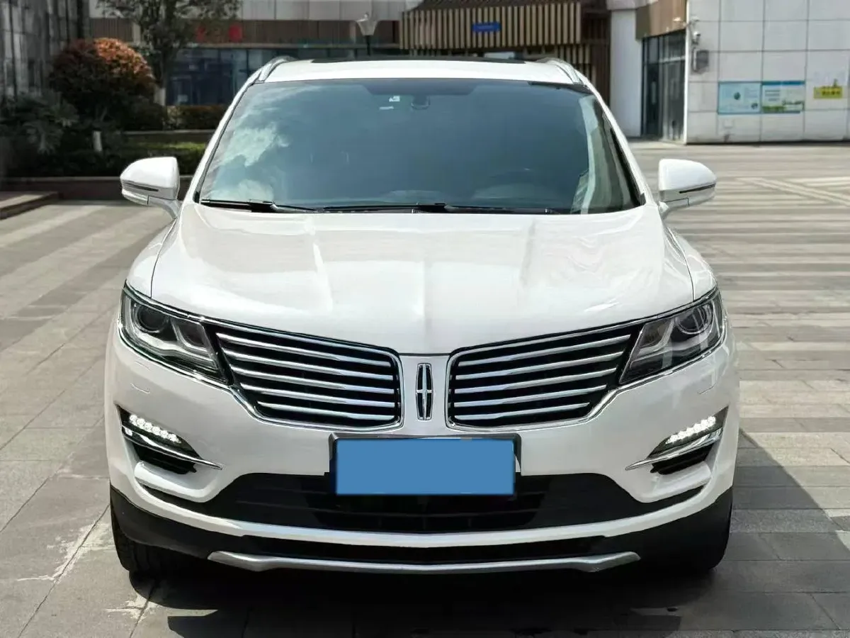 2017 Lincoln MKC 2.0T 203HP L4 6AT,autocango,china used car exporter,china ev exporter,chinese used car exporter,chinese used ev exporter