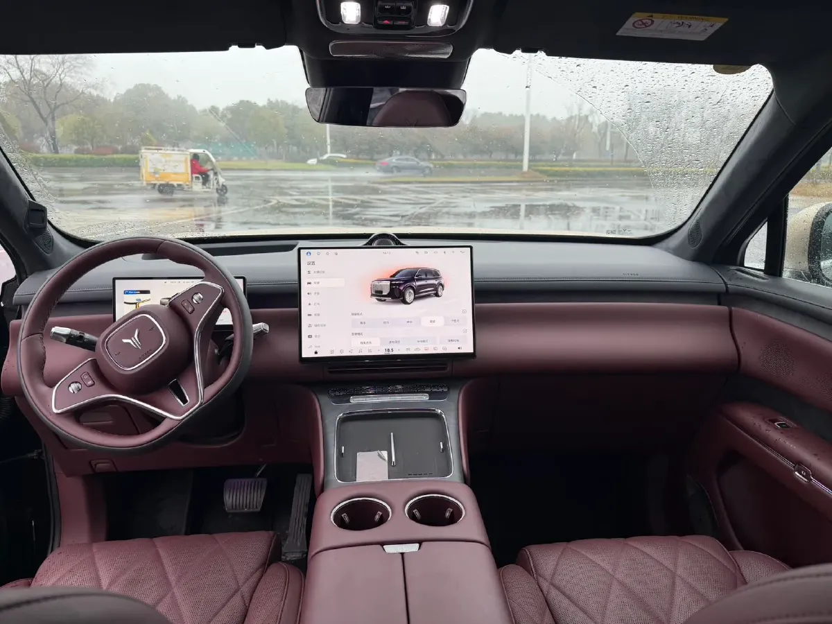 2026 Voyah 9L 1.5T 150HP L4 PHEV,autocango,china used car exporter,china ev exporter,chinese used car exporter,chinese used ev exporter