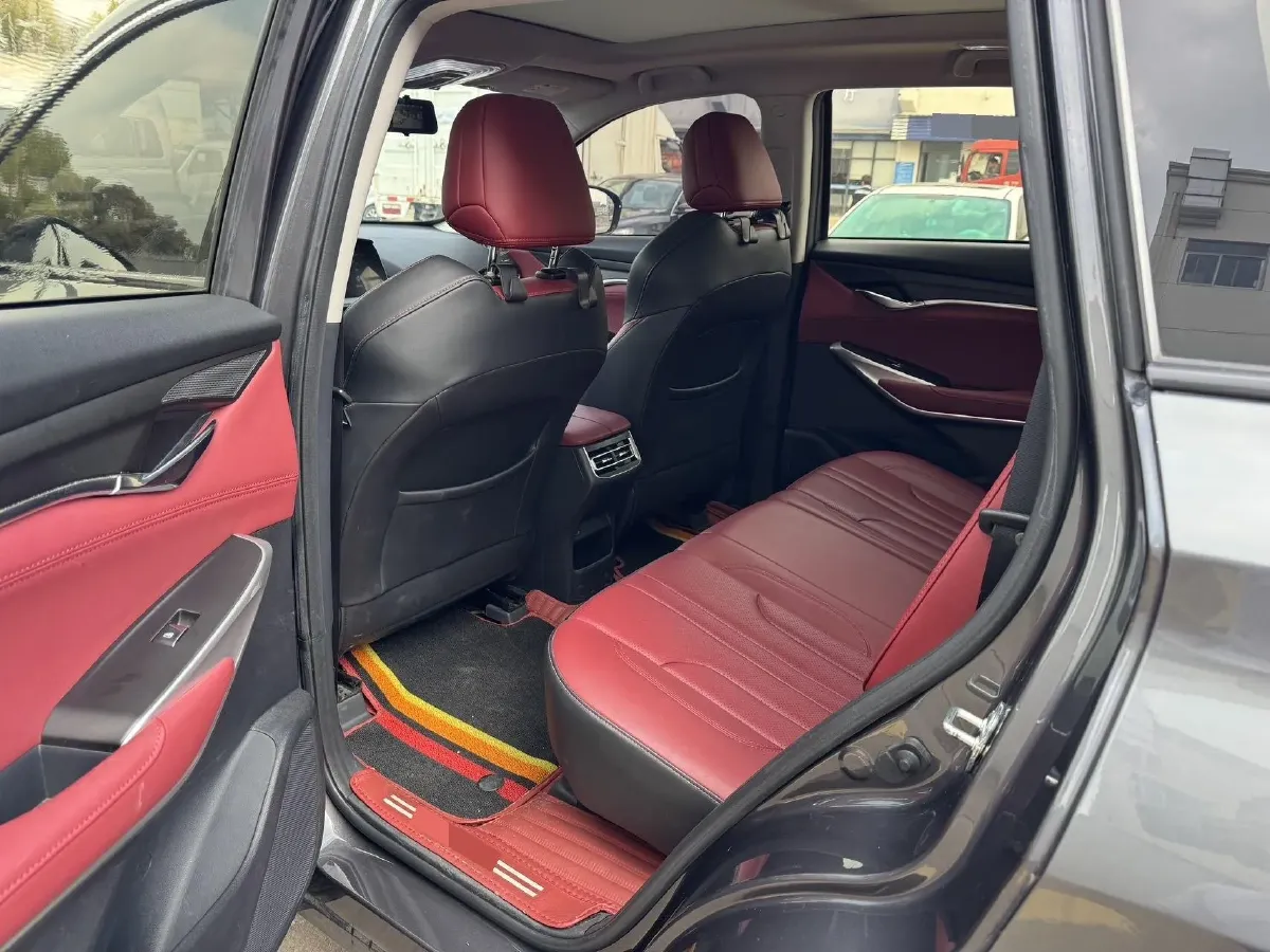 2021 ChangAn CS75 Plus 1.5T 178HP L4 6AT,autocango,china used car exporter,china ev exporter,chinese used car exporter,chinese used ev exporter