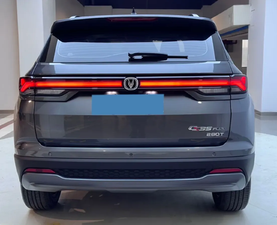 2023 ChangAn CS35 Plus 1.4T 160HP L4 7DCT,autocango,china used car exporter,china ev exporter,chinese used car exporter,chinese used ev exporter