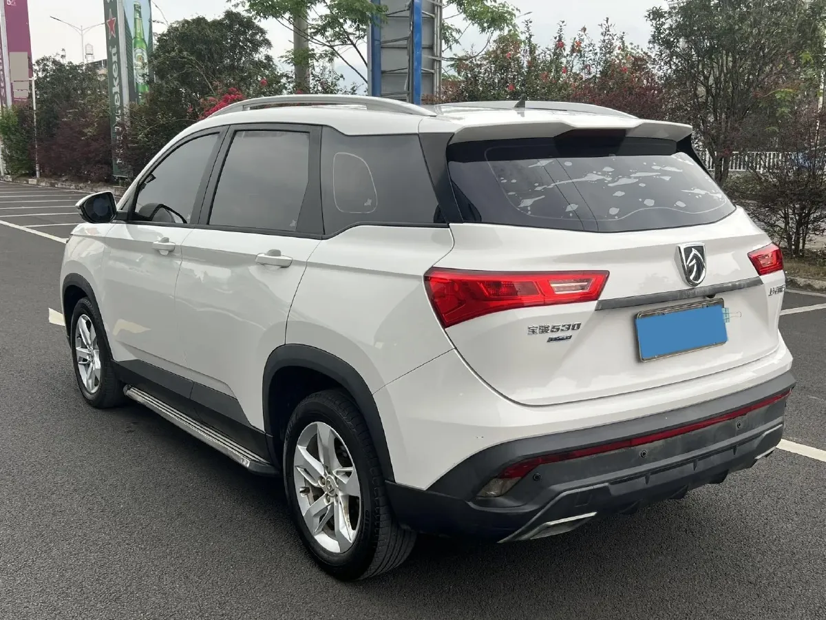 2018 BaoJun 530 1.5T 150HP L4 6MT,autocango,china used car exporter,china ev exporter,chinese used car exporter,chinese used ev exporter