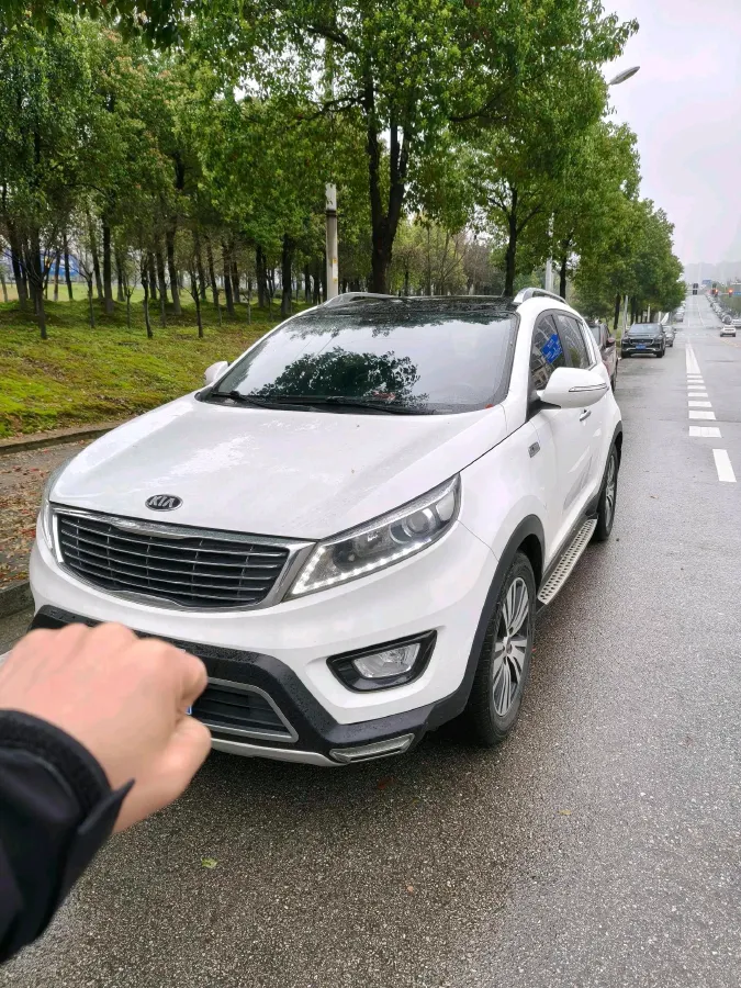 2016 Kia Sportage R 2.0L 165HP L4 6AT,autocango,china used car exporter,china ev exporter,chinese used car exporter,chinese used ev exporter
