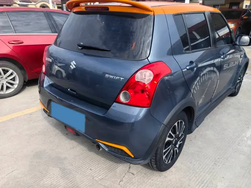 2015 Suzuki Swift 1.5L 103HP L4 4AT,autocango,china used car exporter,china ev exporter,chinese used car exporter,chinese used ev exporter