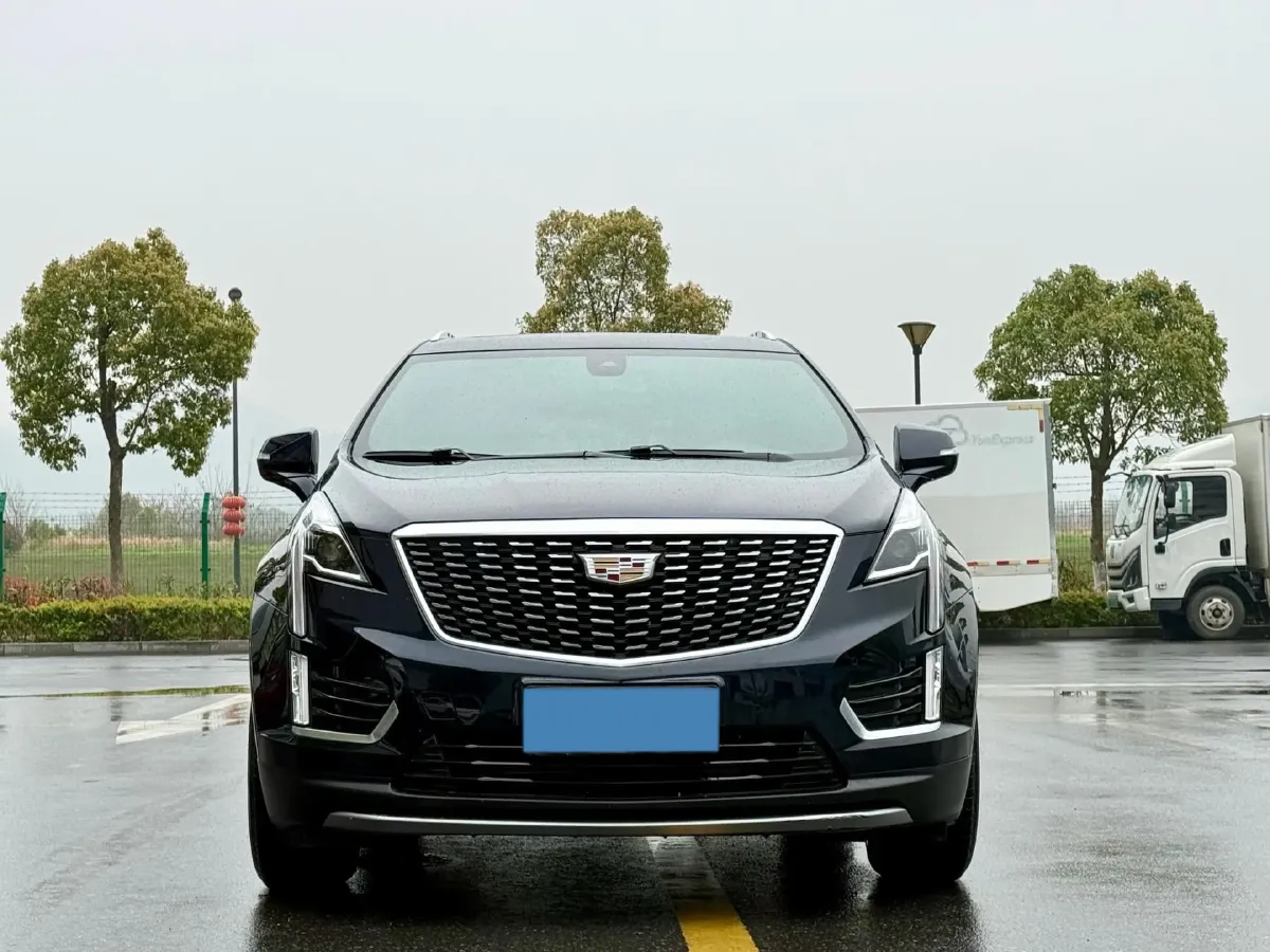 2021 Cadillac XT5 2.0T 237HP L4 9AT,autocango,china used car exporter,china ev exporter,chinese used car exporter,chinese used ev exporter
