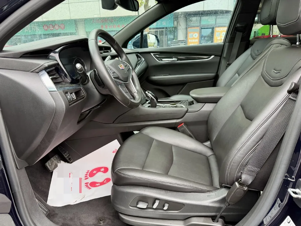 2021 Cadillac XT5 2.0T 237HP L4 9AT,autocango,china used car exporter,china ev exporter,chinese used car exporter,chinese used ev exporter