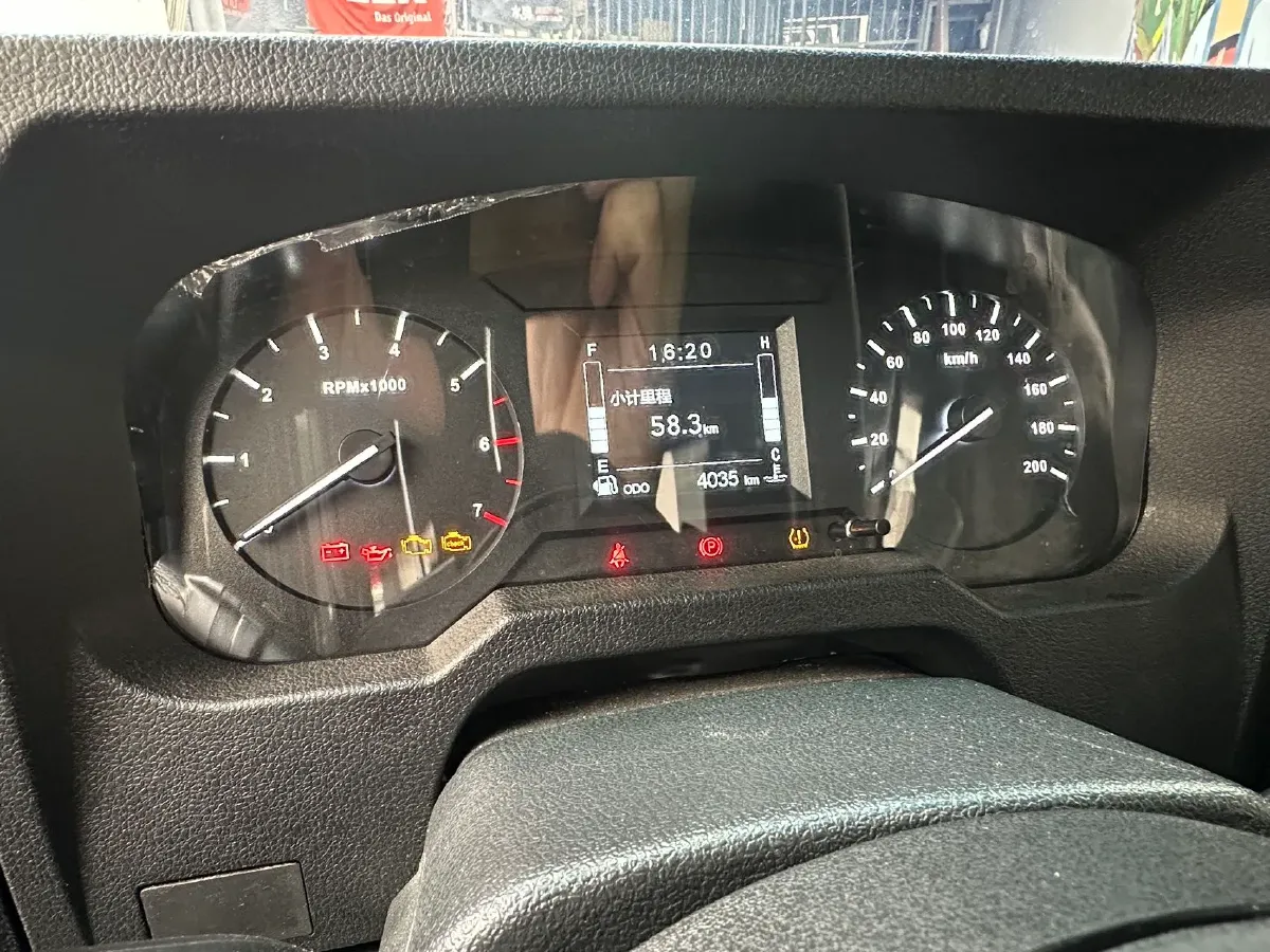 2023 BAW 212 2.4T 211HP L4 6MT,autocango,china used car exporter,china ev exporter,chinese used car exporter,chinese used ev exporter