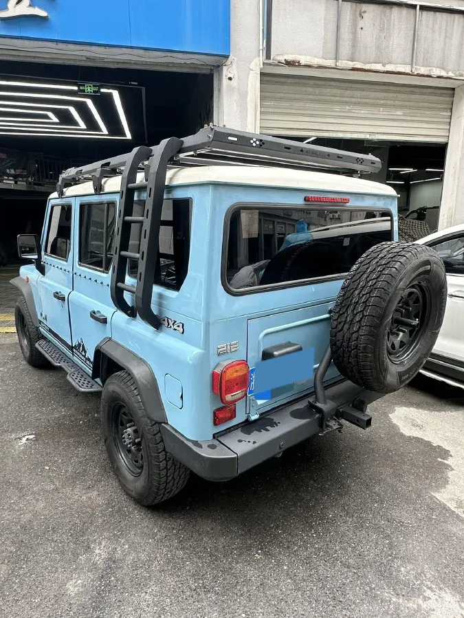 2023 BAW 212 2.4T 211HP L4 6MT,autocango,china used car exporter,china ev exporter,chinese used car exporter,chinese used ev exporter