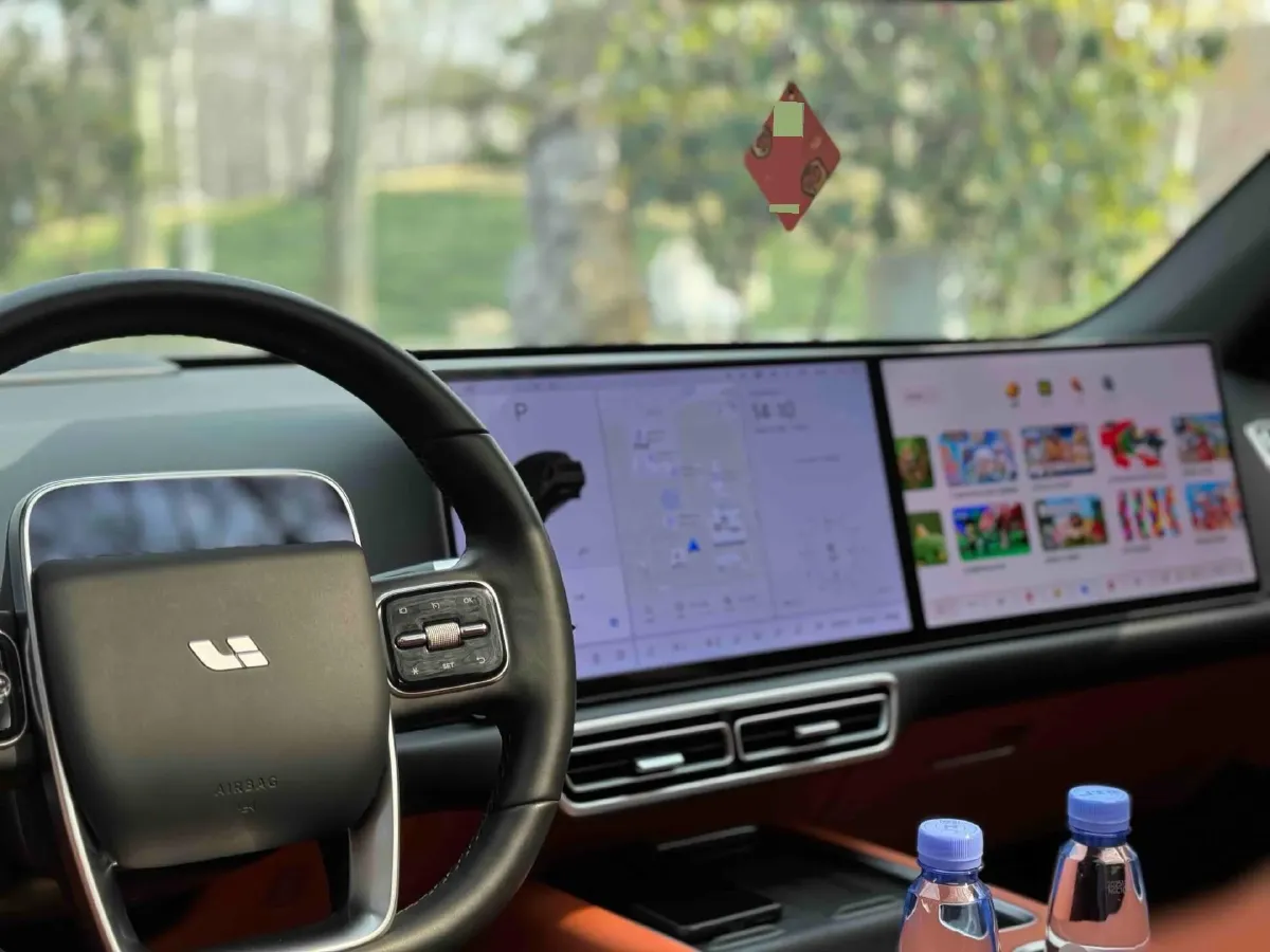 2024 Li L6 Range Extended 154HP L4 REEV 36.8KWH,autocango,china used car exporter,china ev exporter,chinese used car exporter,chinese used ev exporter