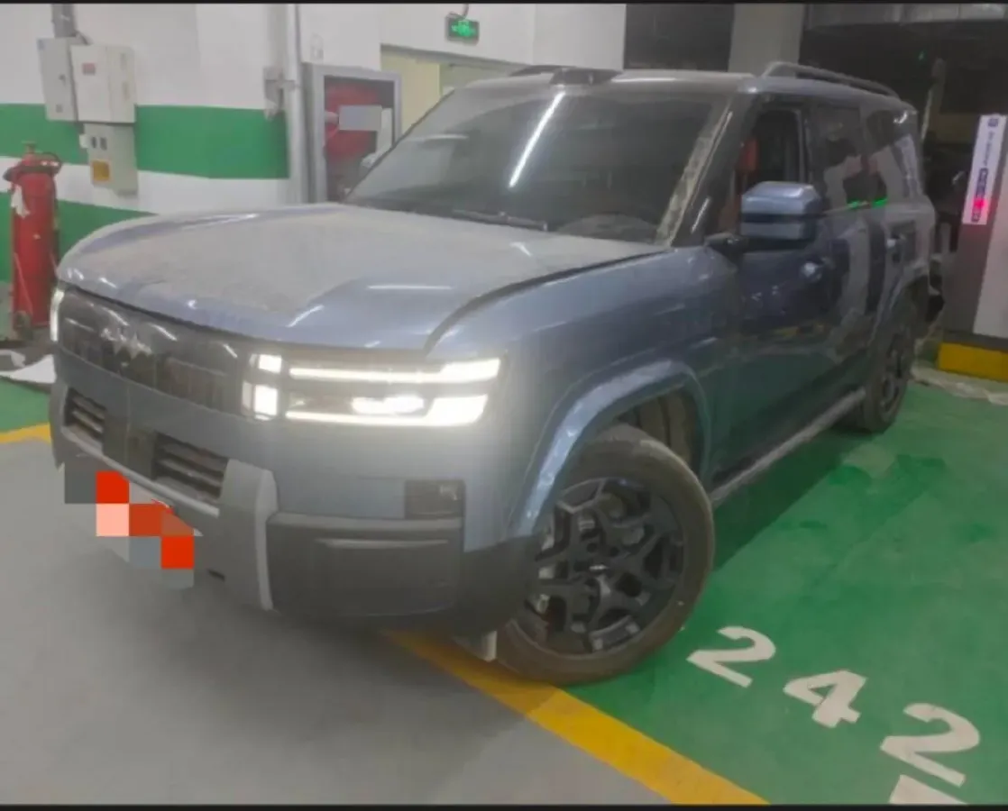 2025 FangChengBao Tai 7 1.5T 156HP L4 E-CVT PHEV,autocango,china used car exporter,china ev exporter,chinese used car exporter,chinese used ev exporter