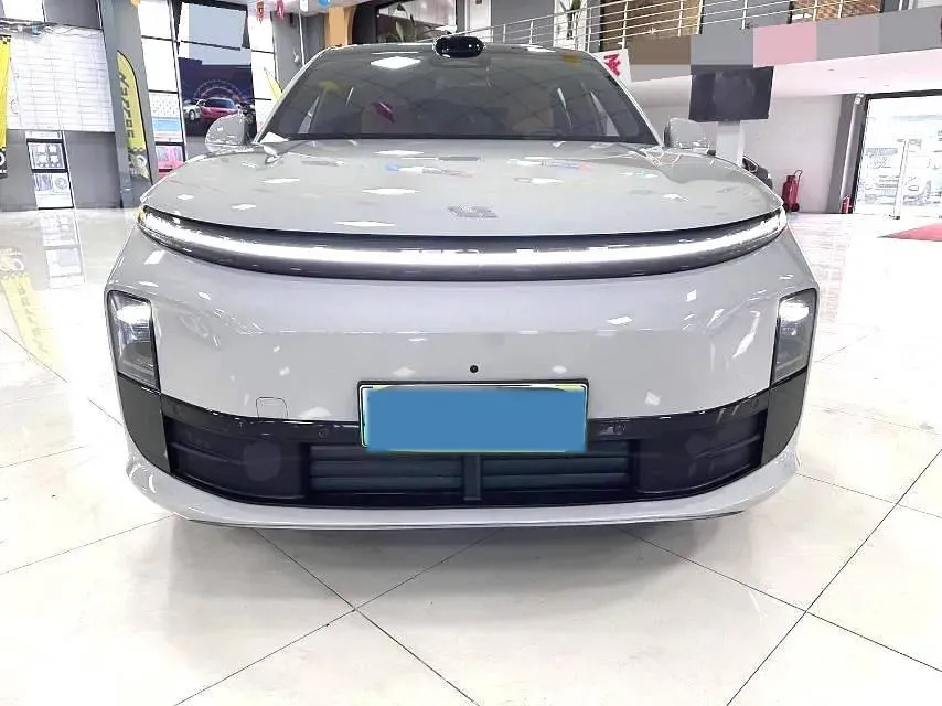2024 Li L6 Range Extended 154HP L4 REEV 36.8KWH,autocango,china used car exporter,china ev exporter,chinese used car exporter,chinese used ev exporter