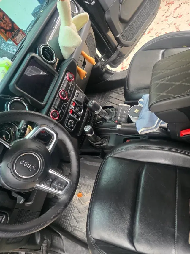 2022 Mercedes-Benz E Class 2.0T 258HP L4 9AT,autocango,china used car exporter,china ev exporter,chinese used car exporter,chinese used ev exporter