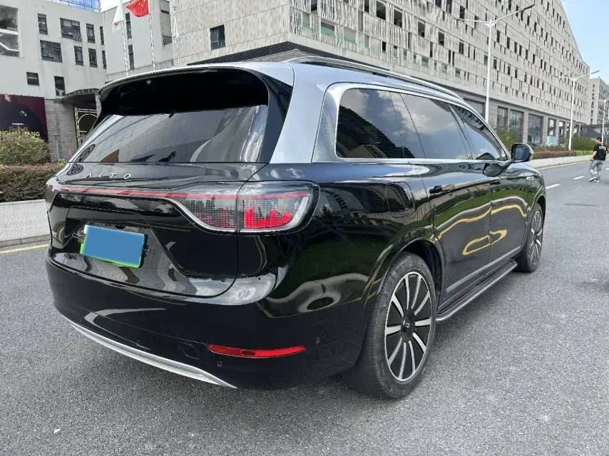 2024 AITO AITO M9 1.5T 152HP L4 REEV 42KWH,autocango,china used car exporter,china ev exporter,chinese used car exporter,chinese used ev exporter