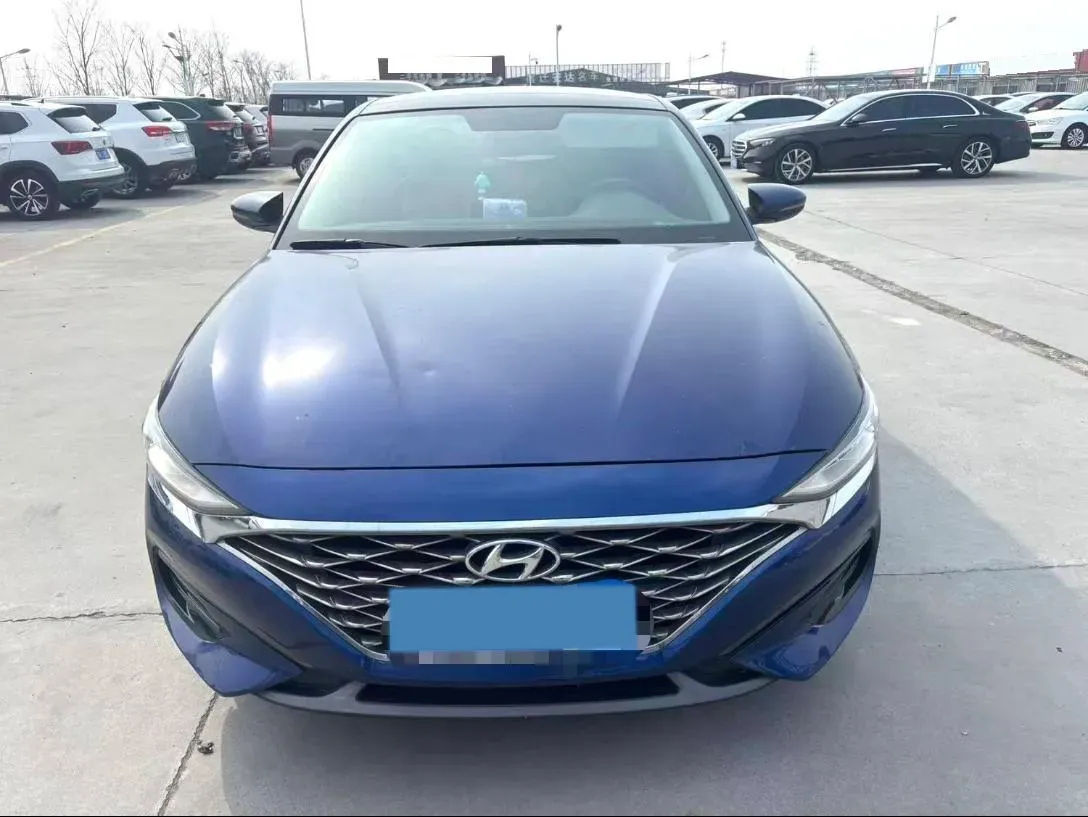 2019 Hyundai La Festa 1.6T 204HP L4 7DCT,autocango,china used car exporter,china ev exporter,chinese used car exporter,chinese used ev exporter