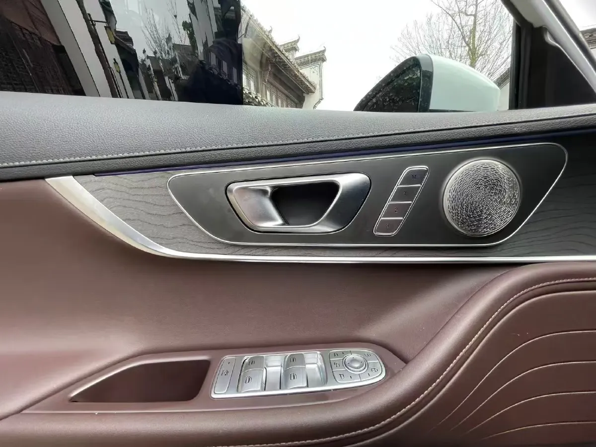 2024 Chery Tiggo 8 PRO 1.6T 197HP L4 7DCT,autocango,china used car exporter,china ev exporter,chinese used car exporter,chinese used ev exporter