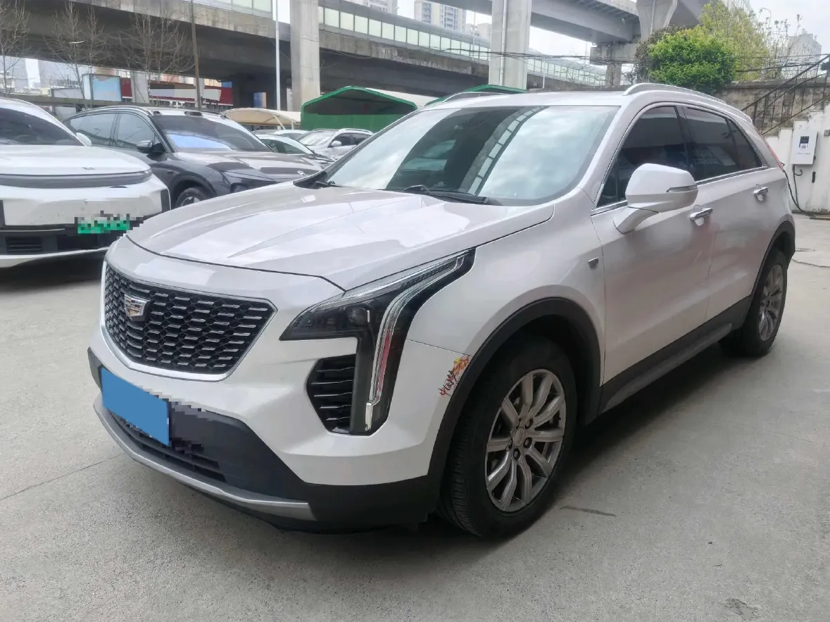 2021 Cadillac XT4 2.0T 237HP L4 9AT,autocango,china used car exporter,china ev exporter,chinese used car exporter,chinese used ev exporter