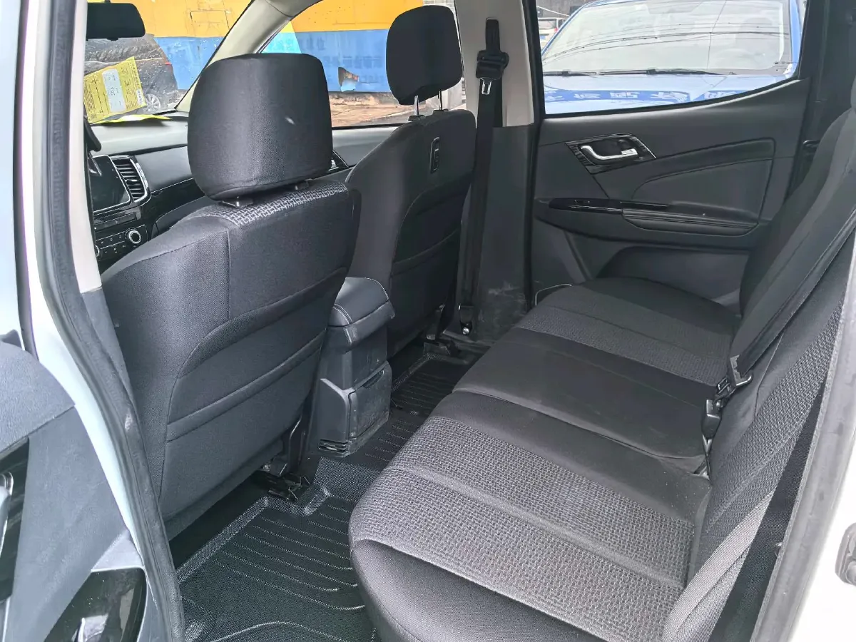 2020 Isuzu LingTuo 2.5T 150HP L4 6AT,autocango,china used car exporter,china ev exporter,chinese used car exporter,chinese used ev exporter