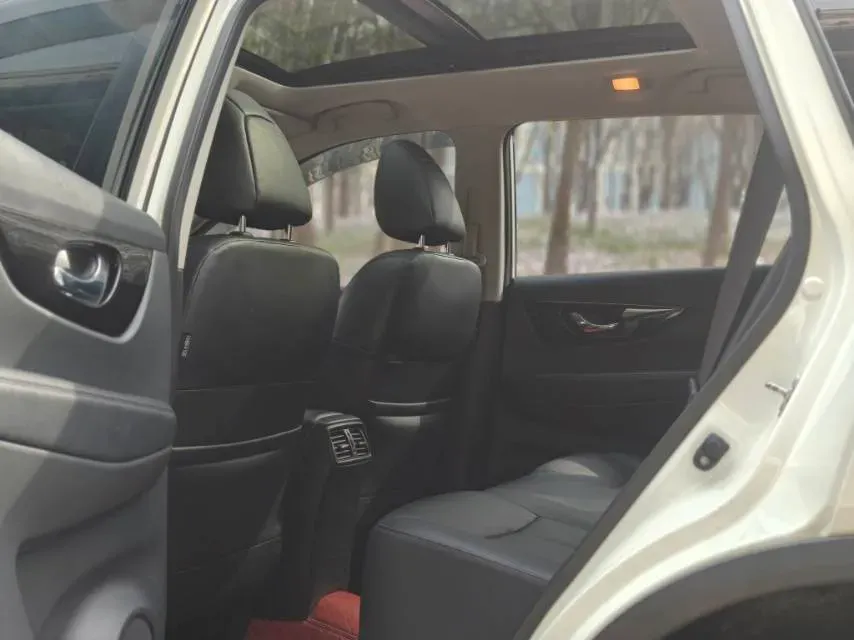 2021 Nissan X-Trail 2.0L 151HP L4 CVT,autocango,china used car exporter,china ev exporter,chinese used car exporter,chinese used ev exporter