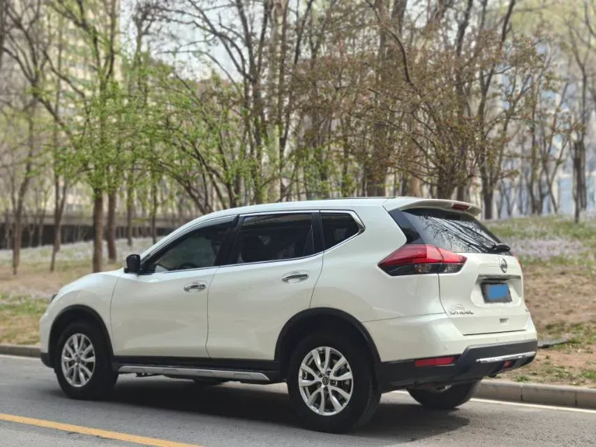 2021 Nissan X-Trail 2.0L 151HP L4 CVT,autocango,china used car exporter,china ev exporter,chinese used car exporter,chinese used ev exporter