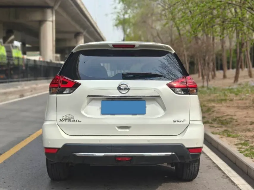 2021 Nissan X-Trail 2.0L 151HP L4 CVT,autocango,china used car exporter,china ev exporter,chinese used car exporter,chinese used ev exporter