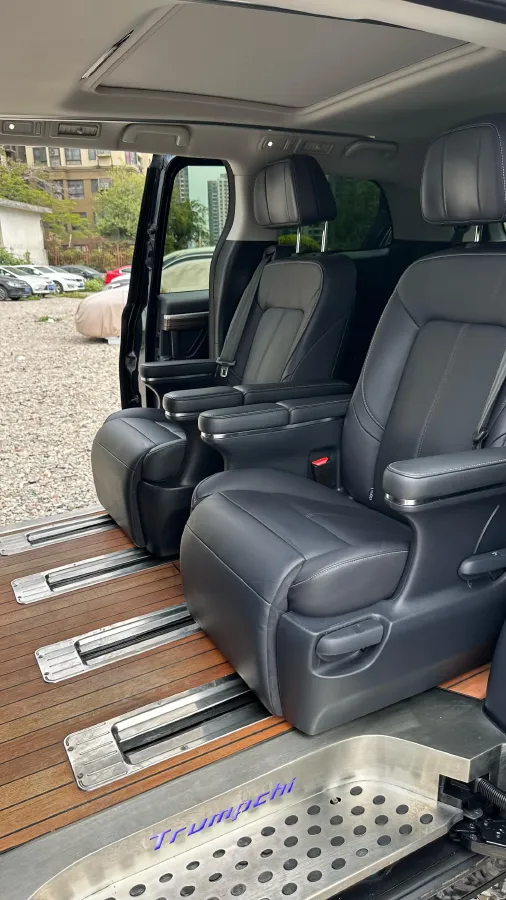 2021 GAC Trumpchi M8 2.0T 252HP L4 8AT,autocango,china used car exporter,china ev exporter,chinese used car exporter,chinese used ev exporter