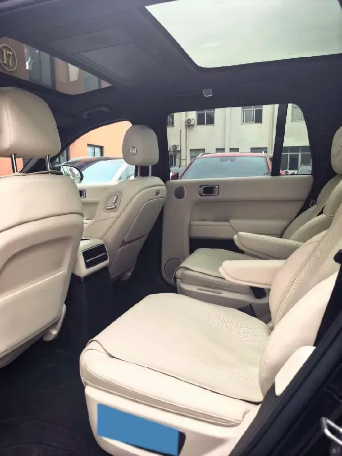 2023 Li L9 Range Extended 154HP REEV 42.6KWH,autocango,china used car exporter,china ev exporter,chinese used car exporter,chinese used ev exporter