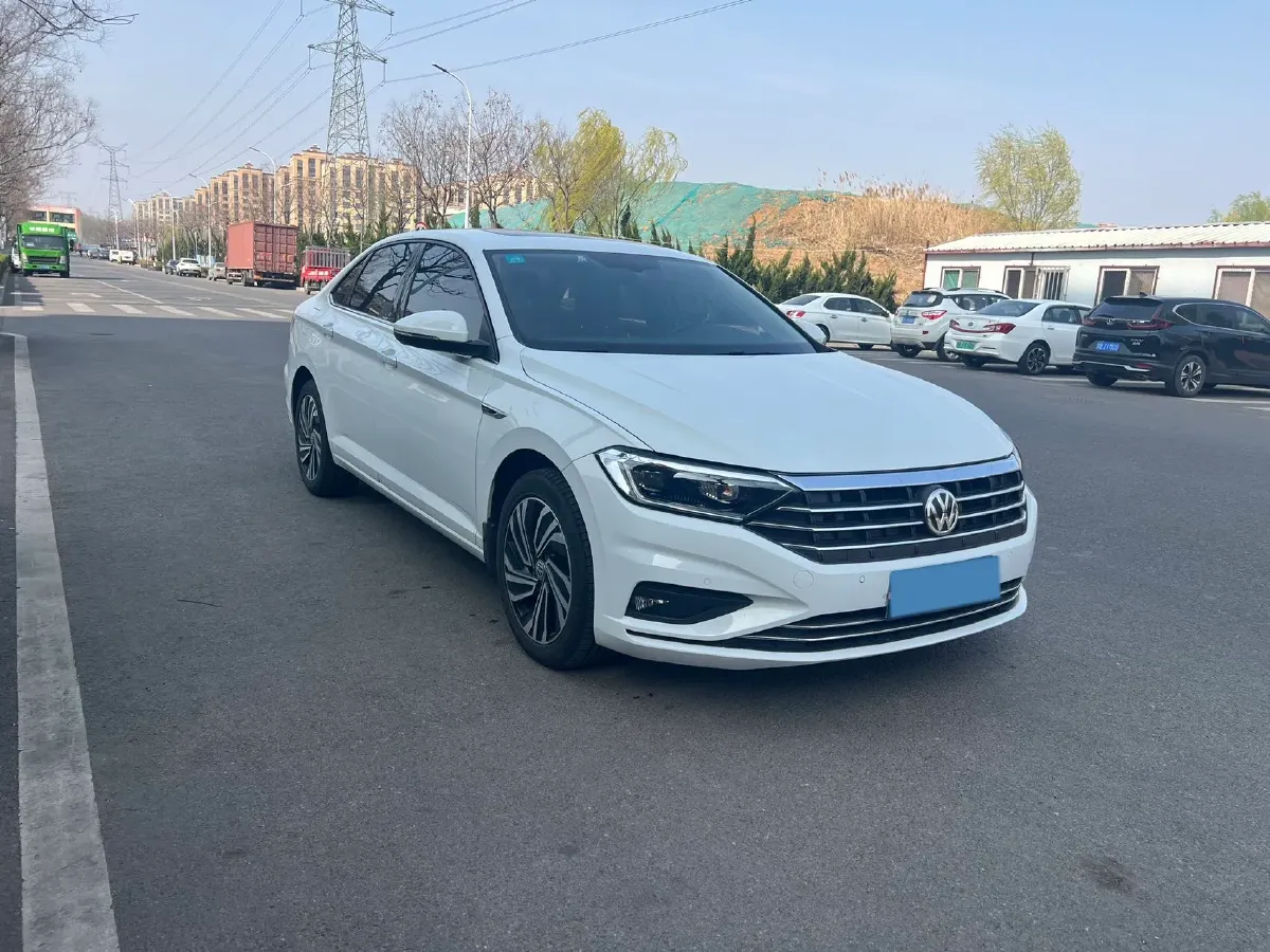 2019 Luxgen Grand 7 MPV 2.0T 188HP L4 6AT,autocango,china used car exporter,china ev exporter,chinese used car exporter,chinese used ev exporter