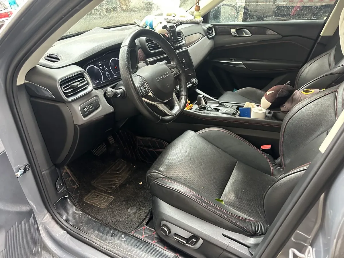 2018 Toyota C-HR 2.0L 171HP L4 CVT,autocango,china used car exporter,china ev exporter,chinese used car exporter,chinese used ev exporter