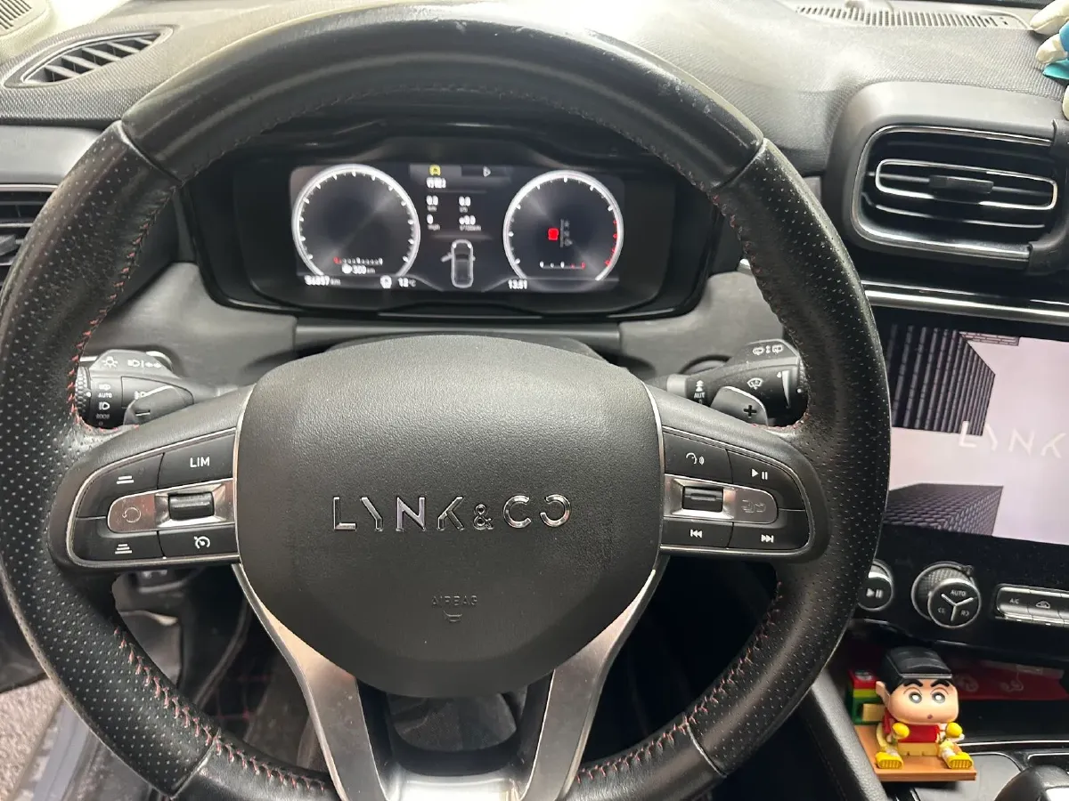 2018 Toyota C-HR 2.0L 171HP L4 CVT,autocango,china used car exporter,china ev exporter,chinese used car exporter,chinese used ev exporter