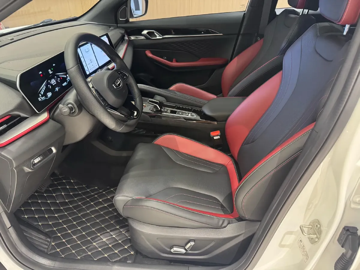 2023 Geely Coolray 1.5T 181HP L4 7DCT,autocango,china used car exporter,china ev exporter,chinese used car exporter,chinese used ev exporter