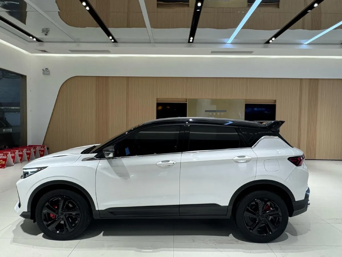 2023 Geely Coolray 1.5T 181HP L4 7DCT,autocango,china used car exporter,china ev exporter,chinese used car exporter,chinese used ev exporter