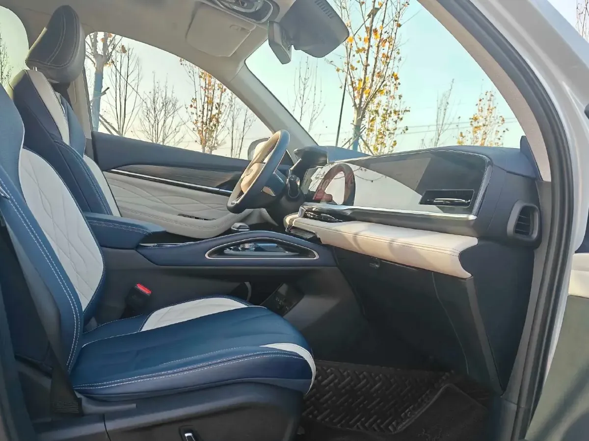 2024 Geely Monjaro 1.5T 163HP L4 3DHT Hybrid,autocango,china used car exporter,china ev exporter,chinese used car exporter,chinese used ev exporter