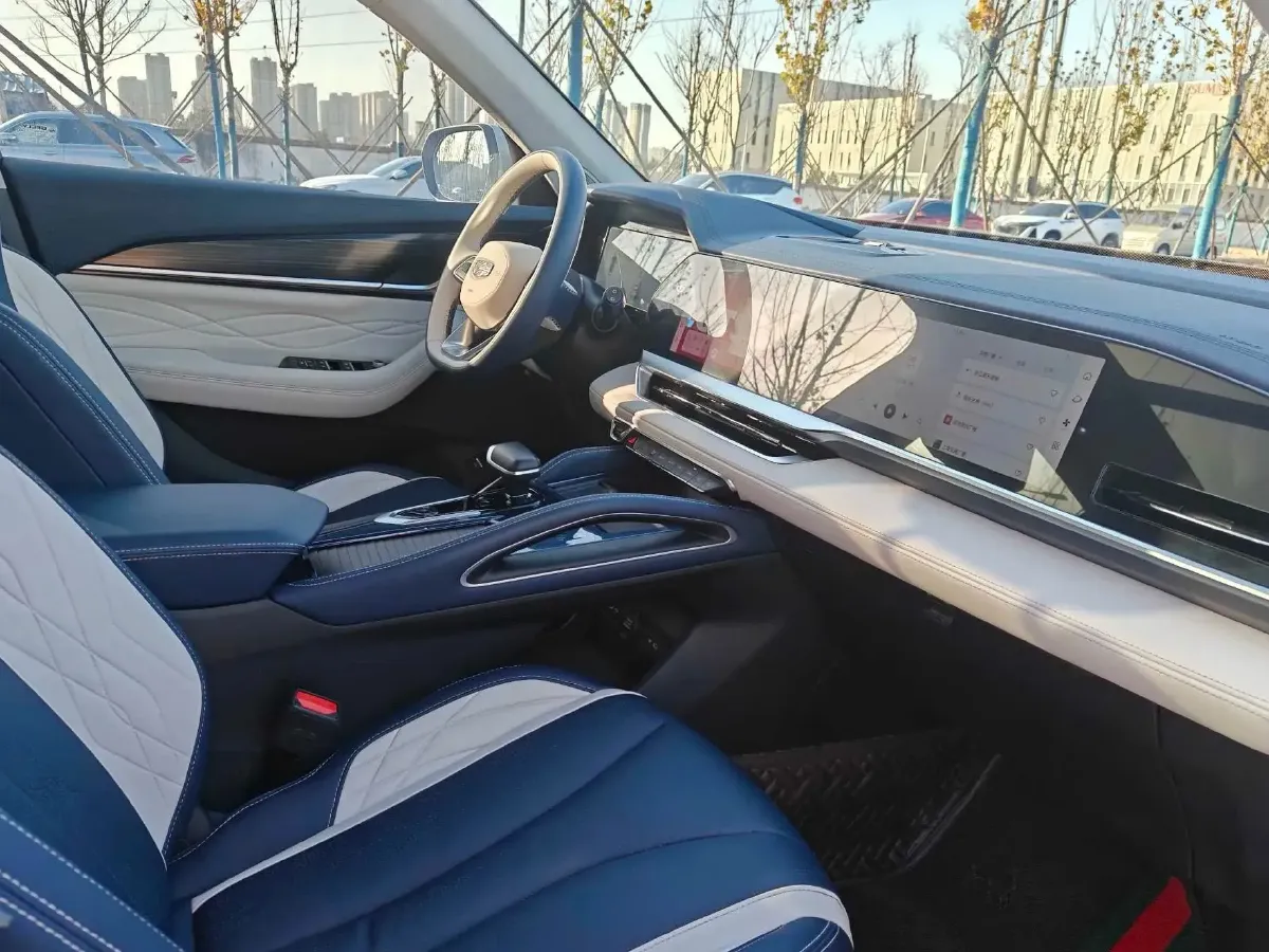 2024 Geely Monjaro 1.5T 163HP L4 3DHT Hybrid,autocango,china used car exporter,china ev exporter,chinese used car exporter,chinese used ev exporter