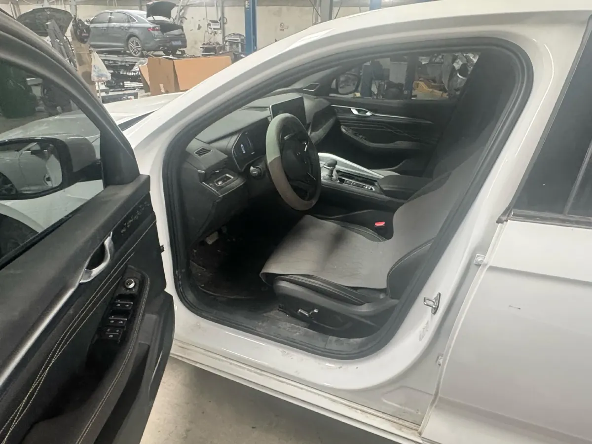 2023 Geely Preface 1.5T 181HP L4 7DCT,autocango,china used car exporter,china ev exporter,chinese used car exporter,chinese used ev exporter