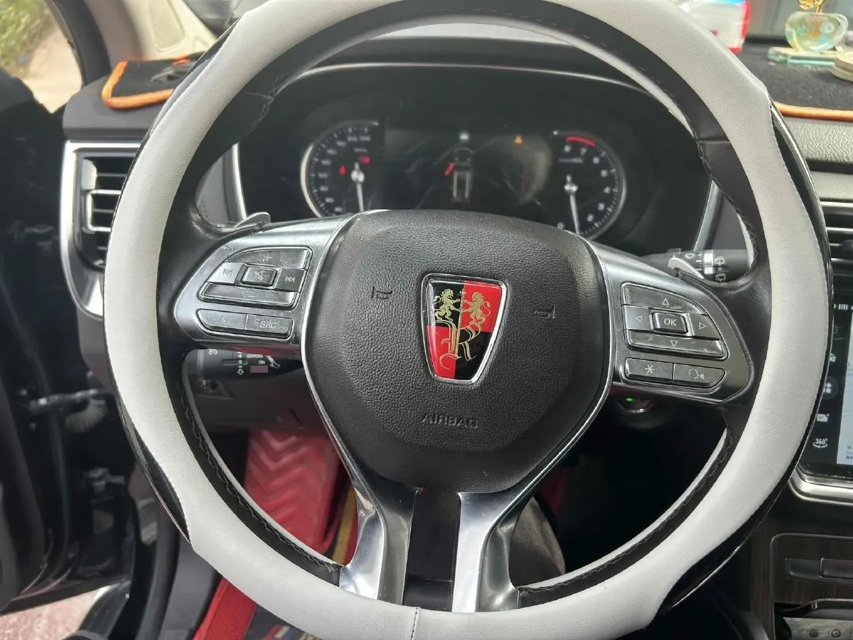 2019 Roewe RX8 2.0T 222HP L4 6AT,autocango,china used car exporter,china ev exporter,chinese used car exporter,chinese used ev exporter