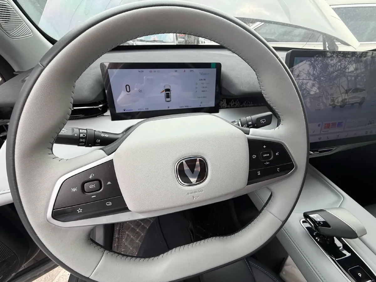 2025 ChangAn UNI-Z 1.5T 188HP L4 7DCT,autocango,china used car exporter,china ev exporter,chinese used car exporter,chinese used ev exporter