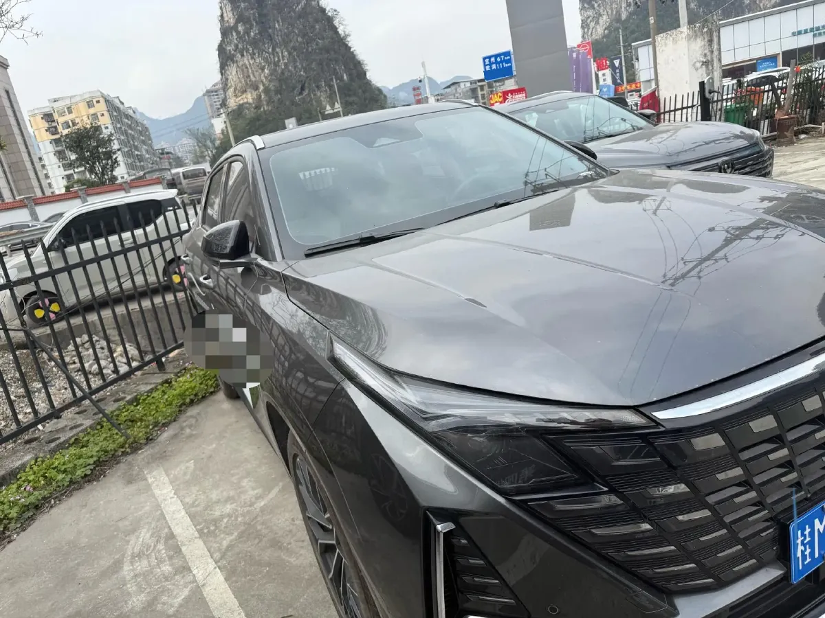 2025 ChangAn UNI-Z 1.5T 188HP L4 7DCT,autocango,china used car exporter,china ev exporter,chinese used car exporter,chinese used ev exporter