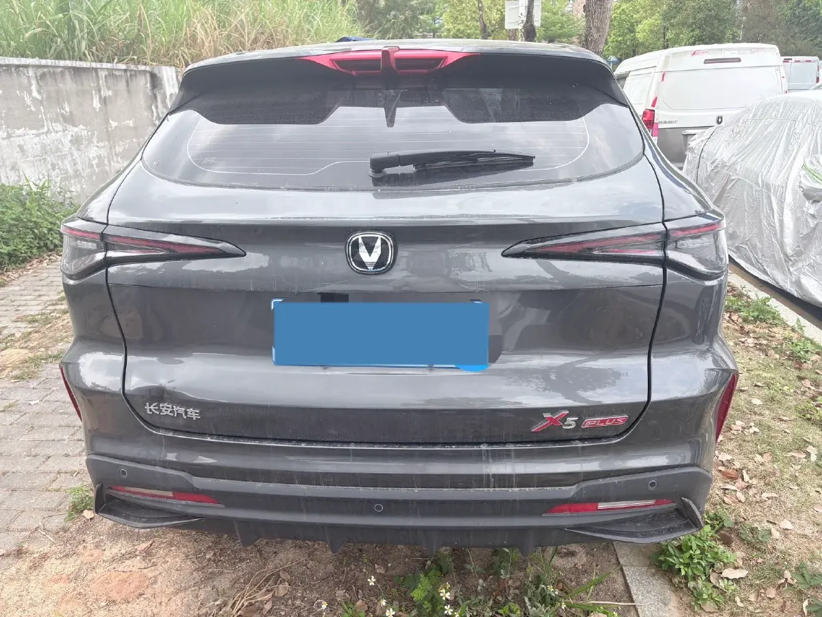 2025 ChangAn X5 PLUS 1.5T 188HP L4 7DCT,autocango,china used car exporter,china ev exporter,chinese used car exporter,chinese used ev exporter