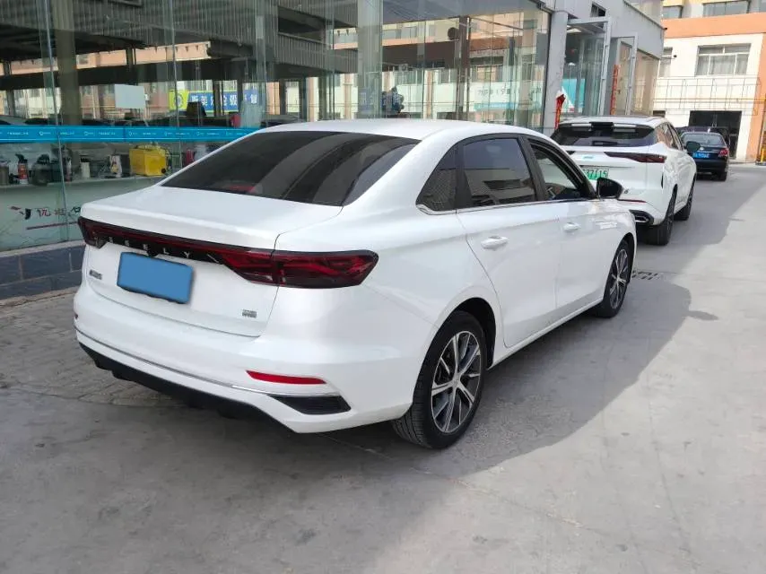 2022 Geely Emgrand 1.5L 114HP L4 CVT,autocango,china used car exporter,china ev exporter,chinese used car exporter,chinese used ev exporter
