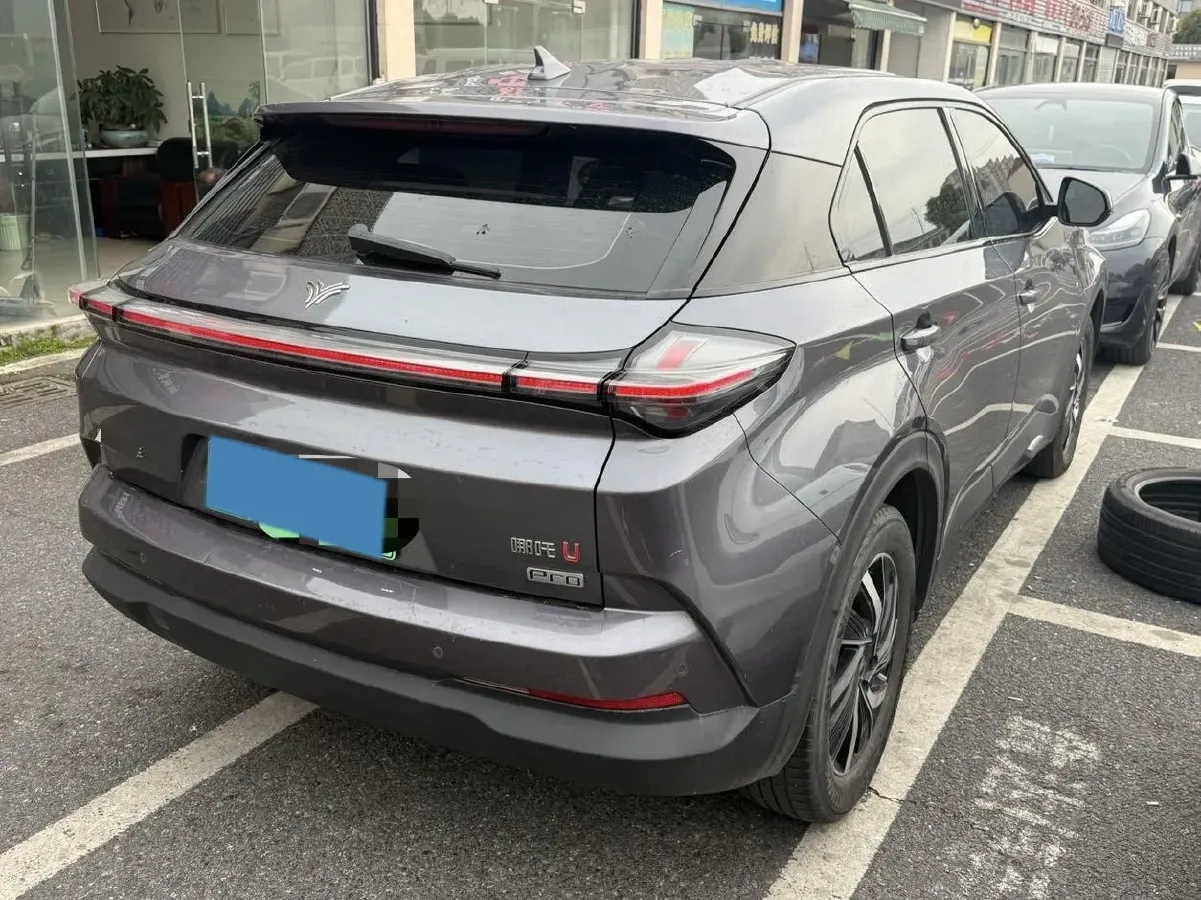 2022 GAC Trumpchi GS3 1.5T 169HP L4 6AT,autocango,china used car exporter,china ev exporter,chinese used car exporter,chinese used ev exporter