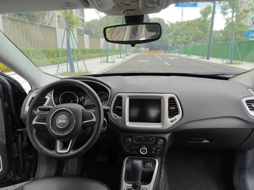 2019 Jeep Compass 1.3T 173HP L4 7DCT,autocango,china used car exporter,china ev exporter,chinese used car exporter,chinese used ev exporter