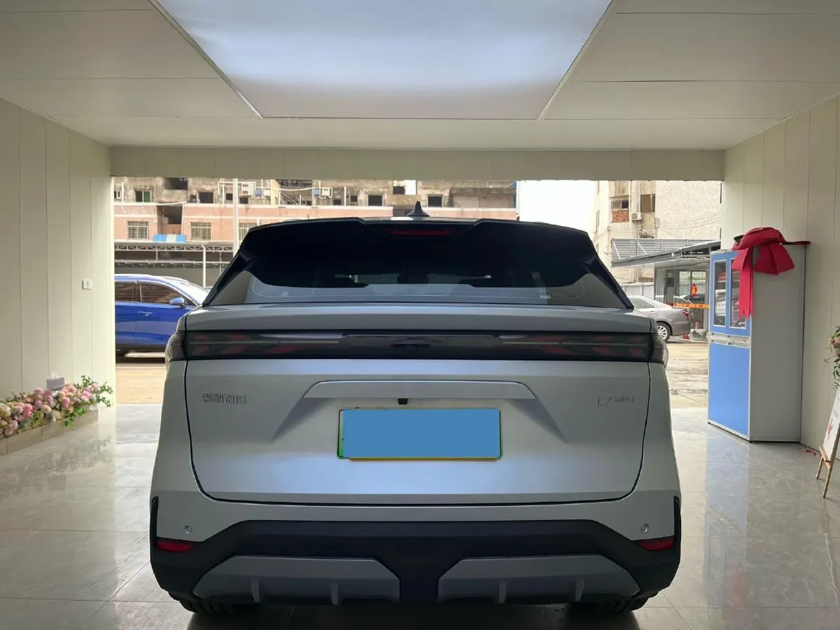 2025 Geely Galaxy L7 1.5L 112HP L4 1DHT PHEV 18.4KWH,autocango,china used car exporter,china ev exporter,chinese used car exporter,chinese used ev exporter