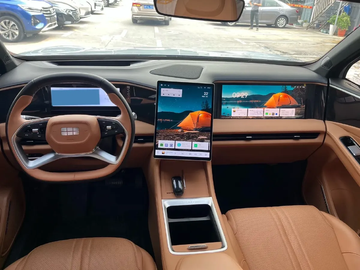 2025 Geely Galaxy L7 1.5L 112HP L4 1DHT PHEV 18.4KWH,autocango,china used car exporter,china ev exporter,chinese used car exporter,chinese used ev exporter