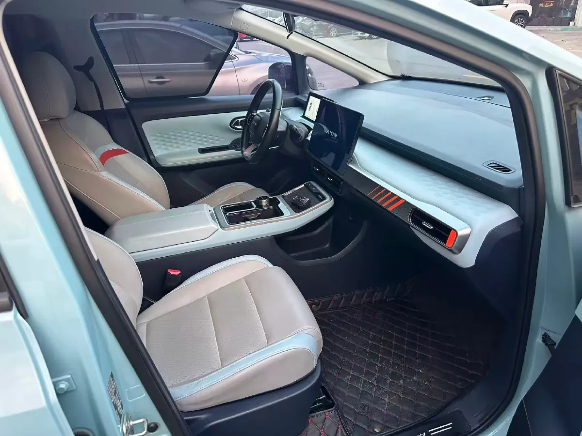 2022 Geely Okavango 1.8T 184HP L4 7DCT,autocango,china used car exporter,china ev exporter,chinese used car exporter,chinese used ev exporter