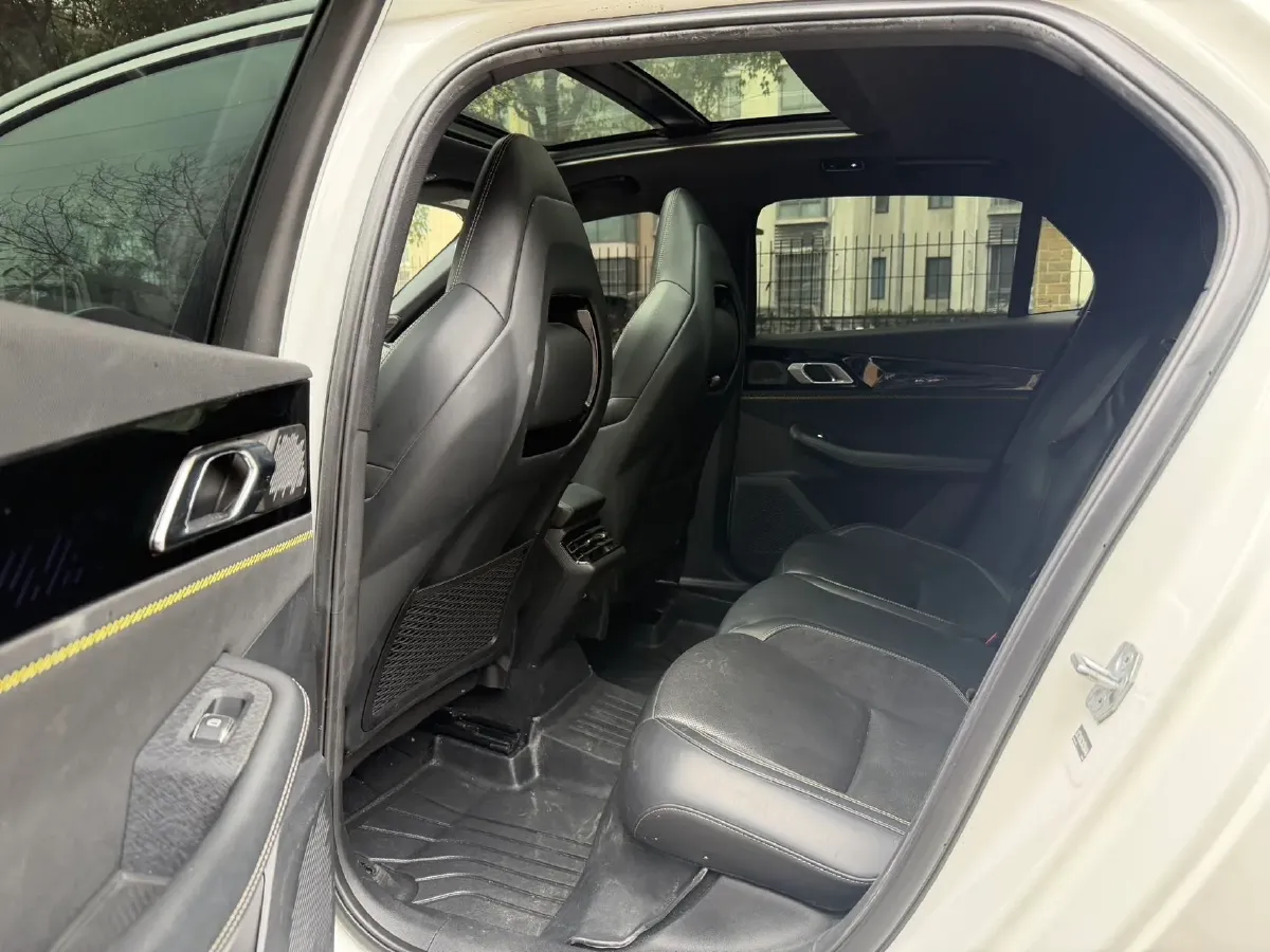 2023 LYNK&CO 03 2.0T 254HP L4 7DCT,autocango,china used car exporter,china ev exporter,chinese used car exporter,chinese used ev exporter