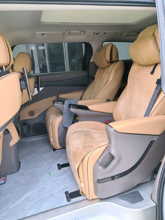 2022 Mercedes-Benz GLC Class 2.0T 197HP L4 9AT,autocango,china used car exporter,china ev exporter,chinese used car exporter,chinese used ev exporter