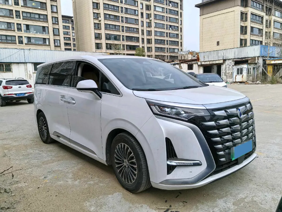 2022 Mercedes-Benz GLC Class 2.0T 197HP L4 9AT,autocango,china used car exporter,china ev exporter,chinese used car exporter,chinese used ev exporter