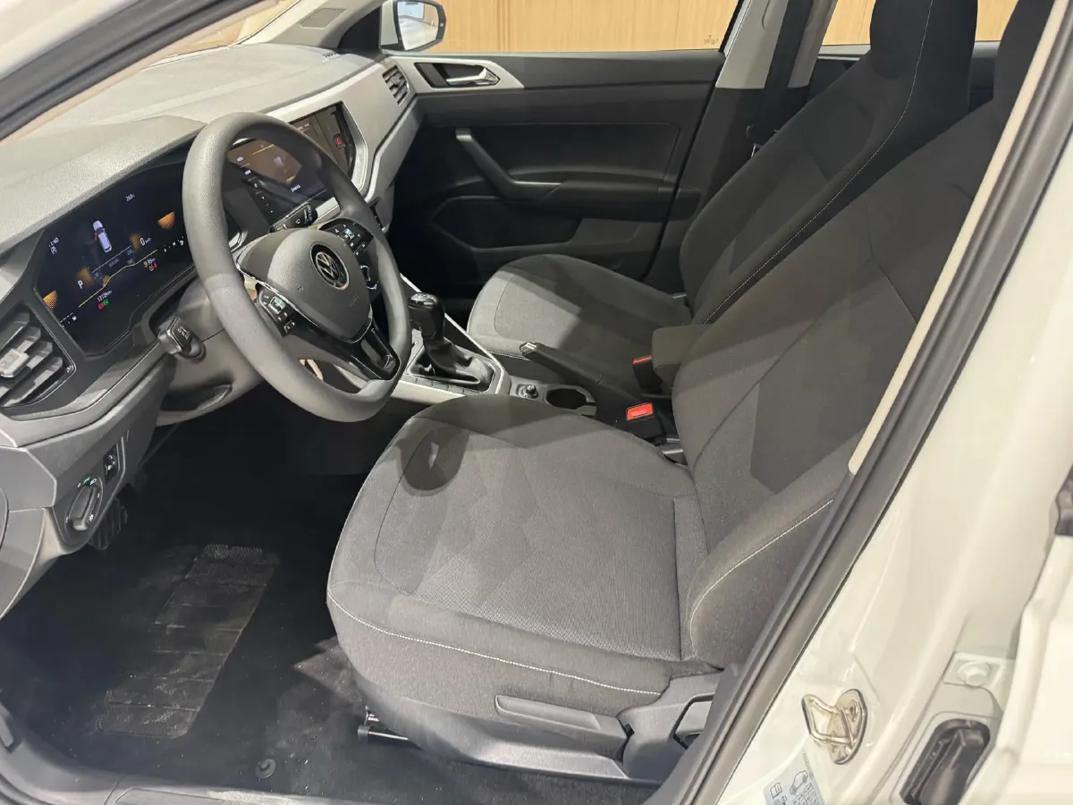 2023 Volkswagen Polo 1.5L 110HP L4 6AT,autocango,china used car exporter,china ev exporter,chinese used car exporter,chinese used ev exporter